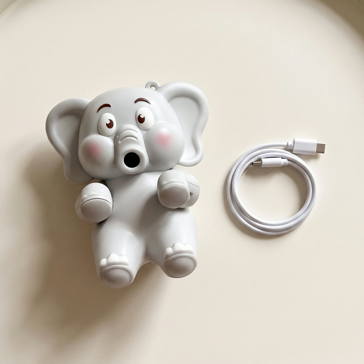 What you get: one Cool Bite Buddy food cooling fan and a USB-C charging cable